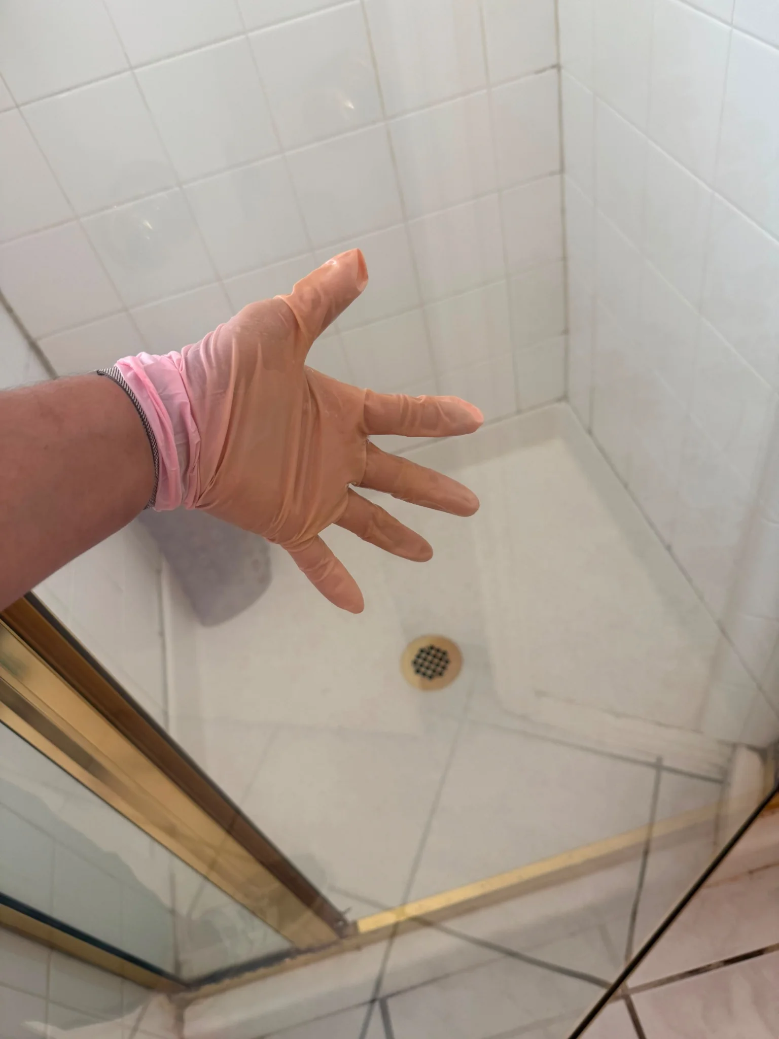 Shower after PinkMinty cleaning